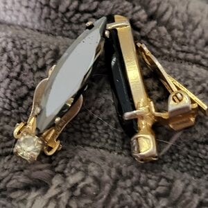 Vtg Marquis Hematite Goldtone Clip On Earrings